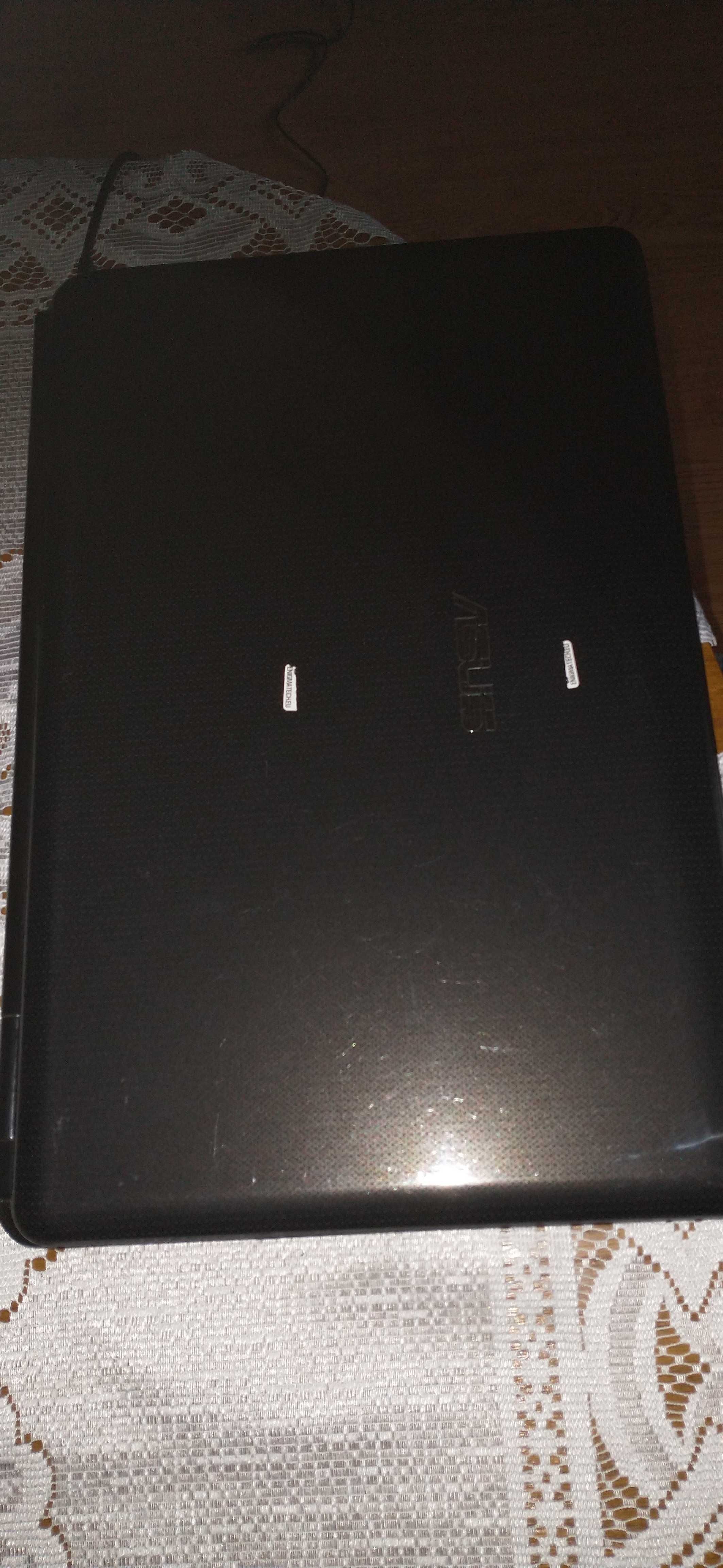 Laptop Asus k70ab 17.3 cala CENA OSTATECZNA + TORBA NA LAPKA