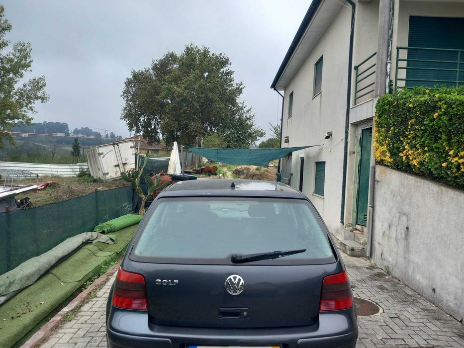 Golf 4  de 2001 c/ selo e vistoria ate 08/2026