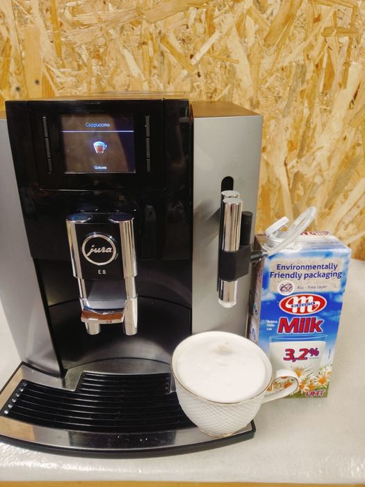 Ekspres Ciśnieniowy Jura E8