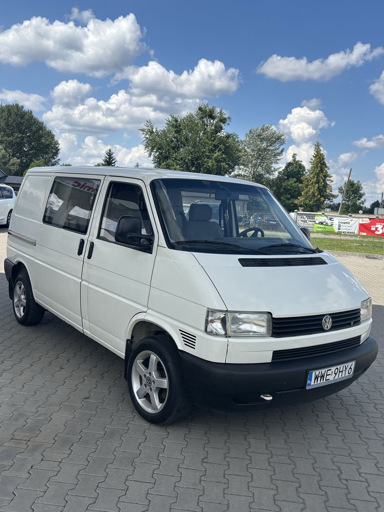Bardzo ładny Volkswagen T4 - holenderka 6 osób - wzorowy stan