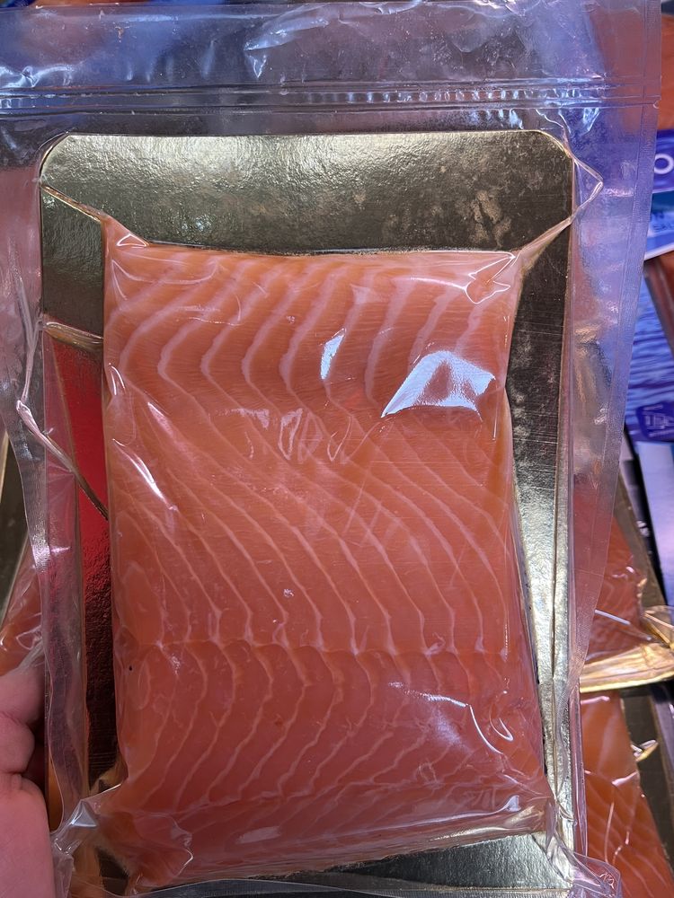 Червона риба сьомга 500 грам 570 грн