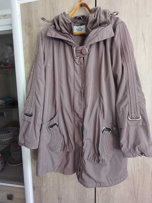 Куртка жіноча демисезонна