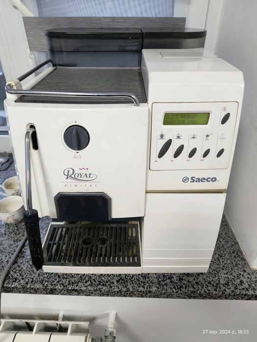 Кавова машина Saeco royal digital