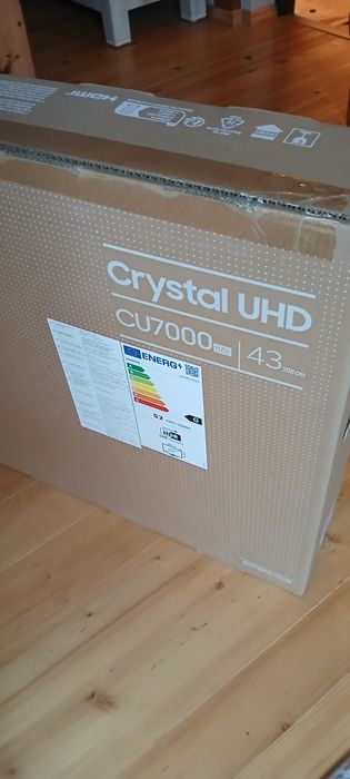 Nowy telewizor Samsung 43" cale Crystal UHD CU7000 4K