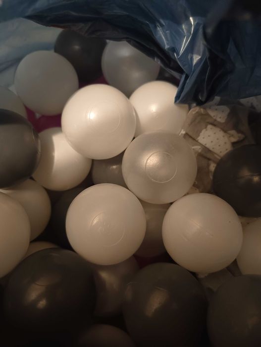 Kulki do basenu róż szary biel