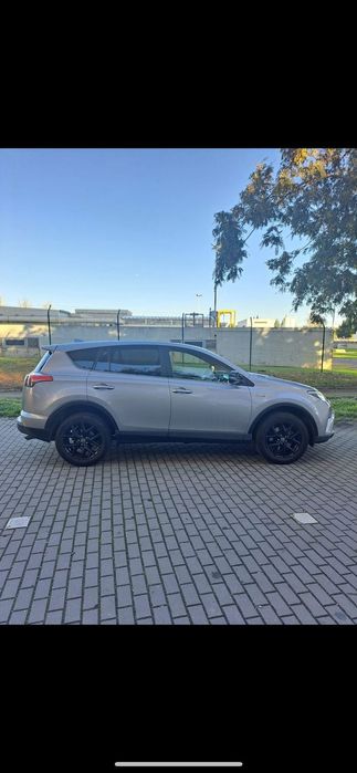 Toyota RAV4 2.5 HSD Pure Dark