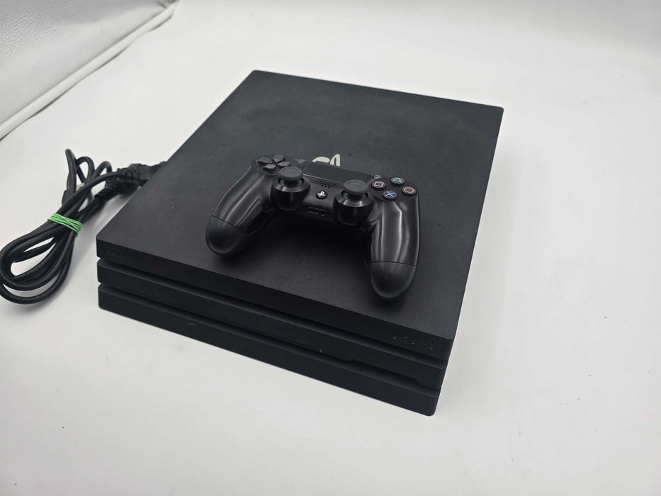 Konsola PS4 PRO 1TB CUH-7016B