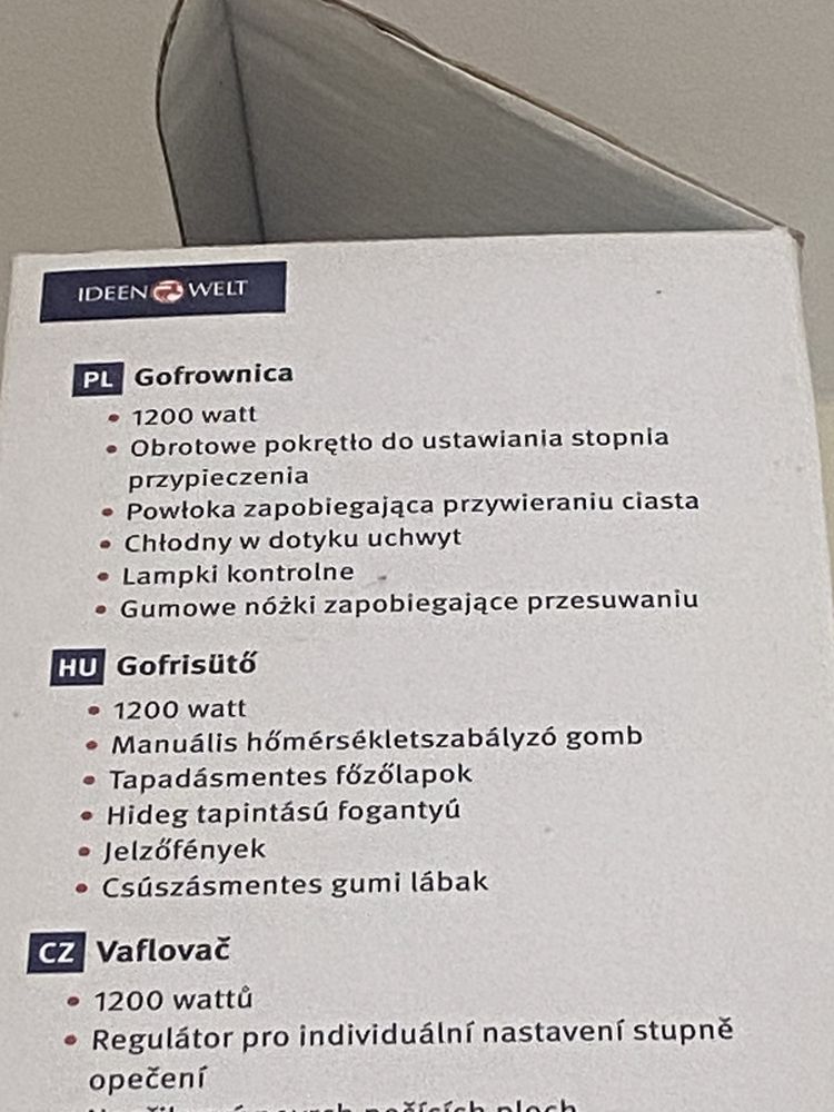 Gofrownica serduszka biała 1200watt rossmann