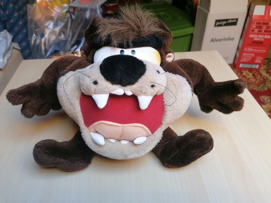 Peluches originais Looney Tunes