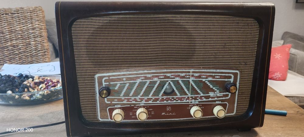 Sprzedam stare radio lampowe