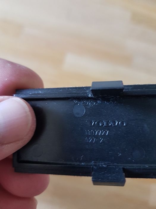 zaślepka podłokietnika volvo 700,900
