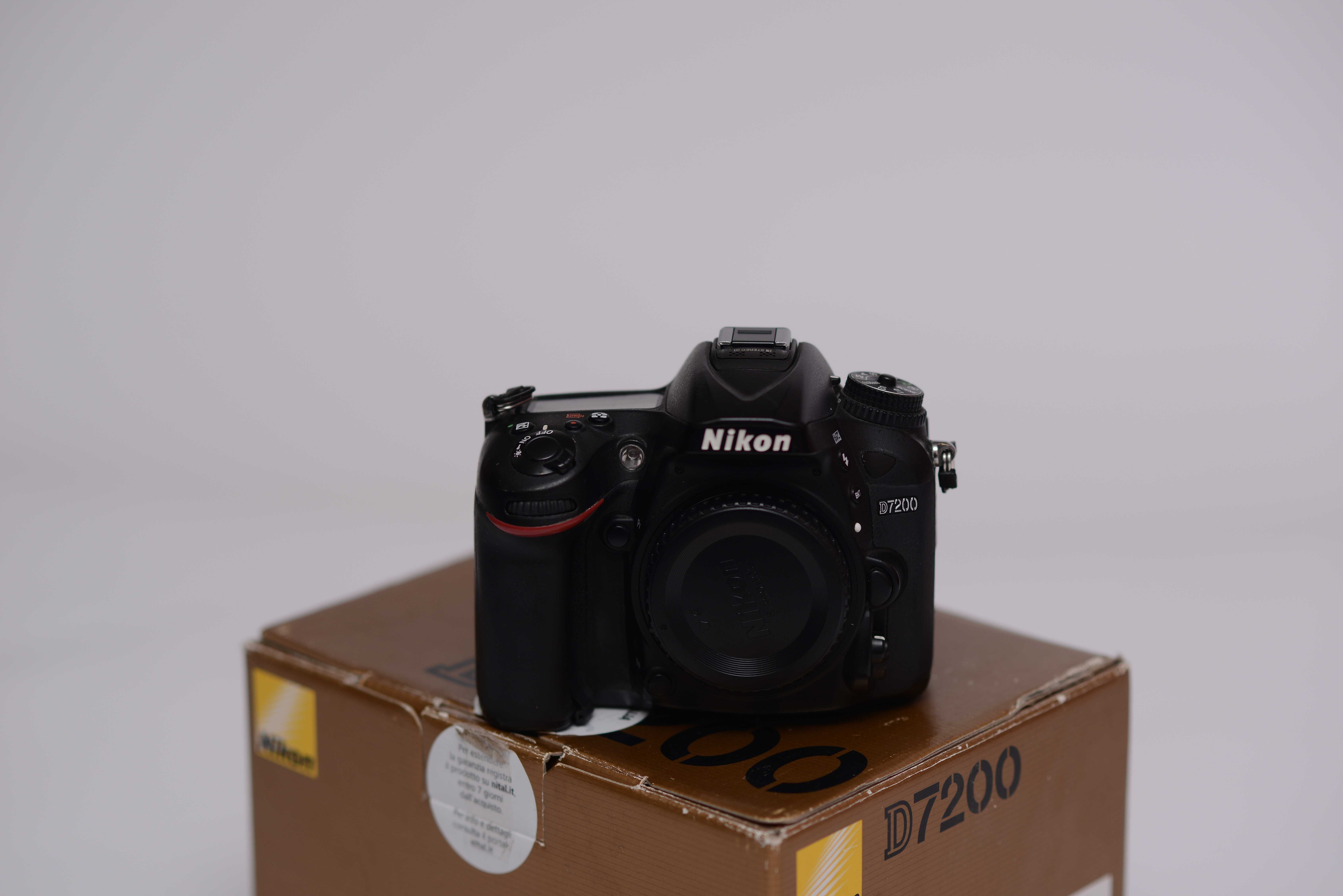 Nikon D7200 (Нікон Д7200)