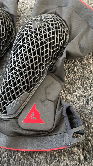 Ochraniacze kolan Dainese nowe nakolanniki enduro mtb motor rower