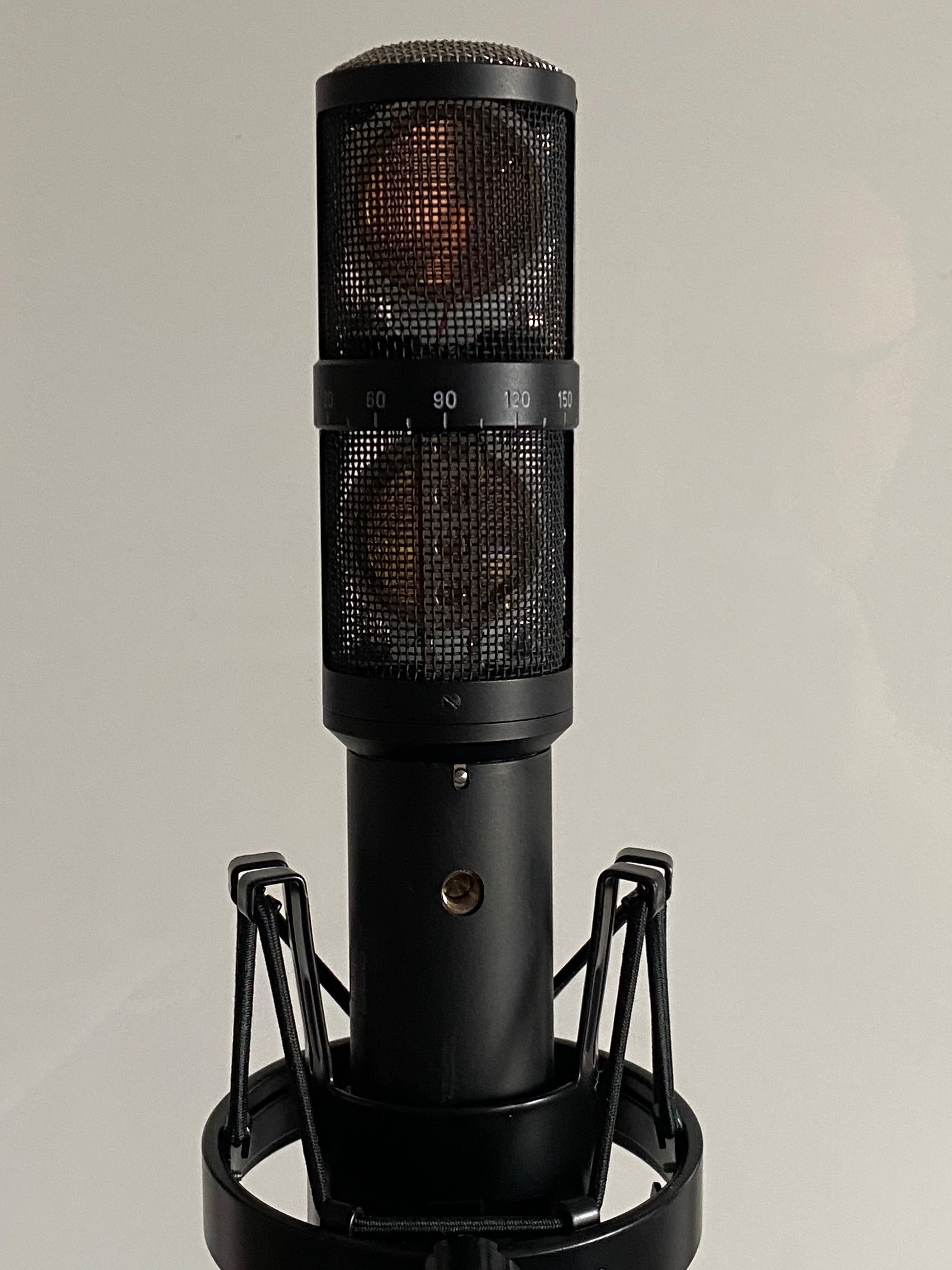 AKG C422 stereo wielko membranowy mikrofon pojemnościowy