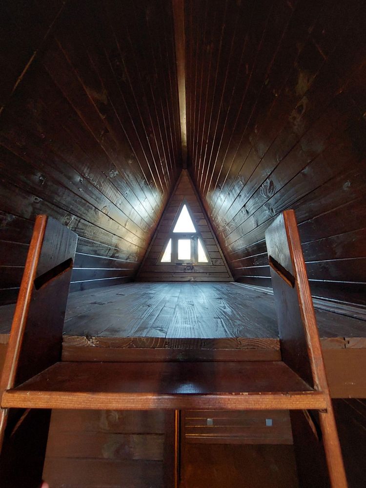 Bungalow / Casa de Madeira A-Frame