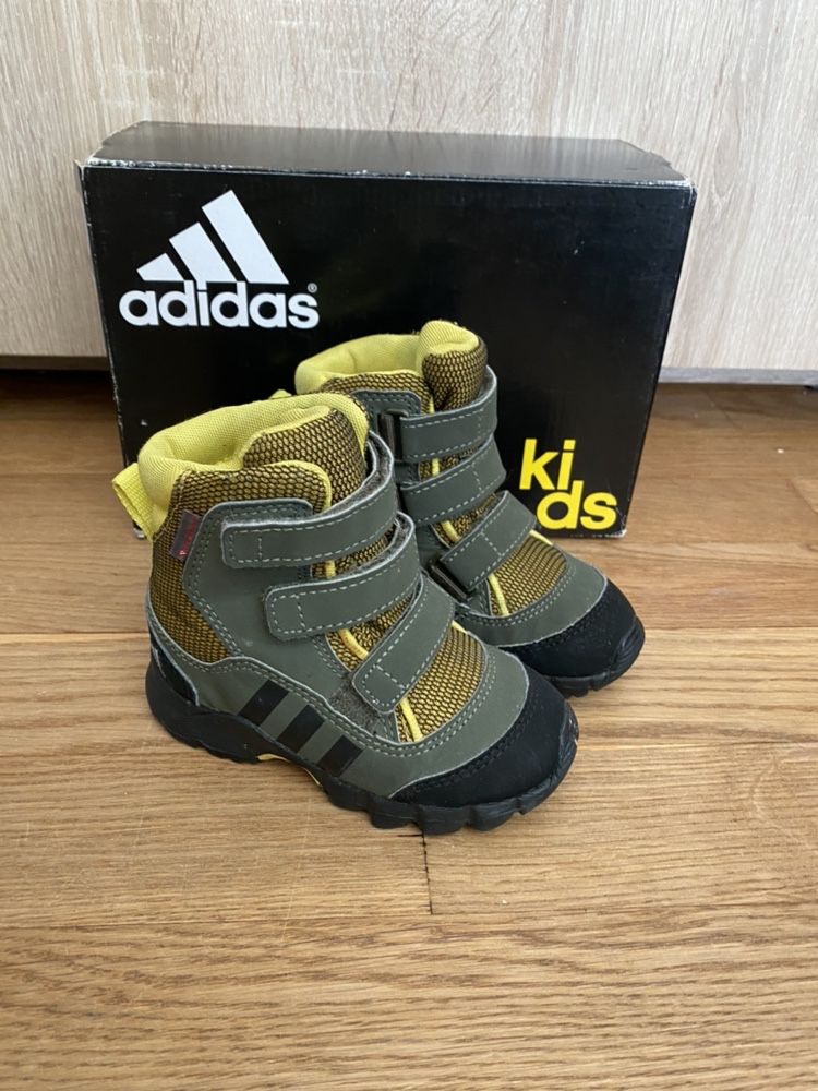 Buciki adidas  rozmiar 22