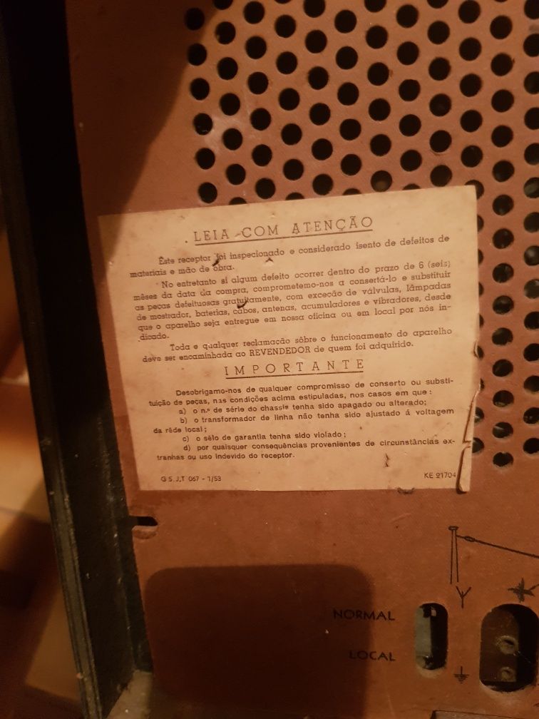 Rádio antigo Philips Brasil