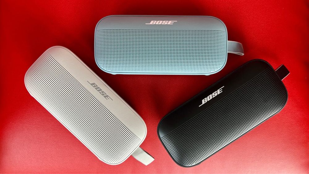 Bose Колонка , Акустическая система Bose SoundLink Flex White Somke