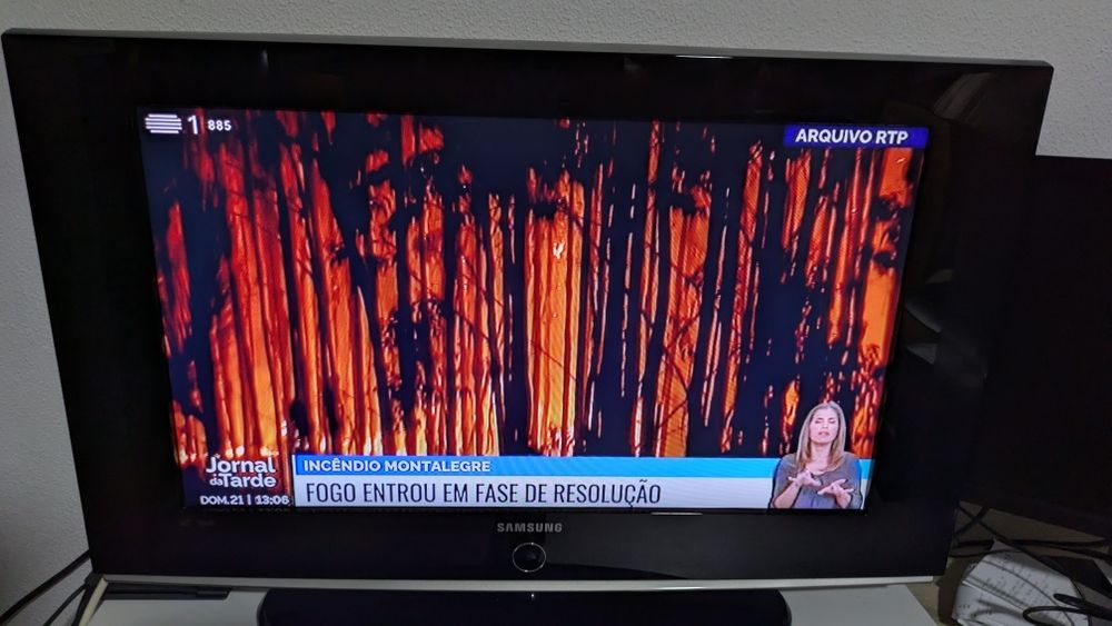 TV Samsung 26" (66cm) modelo LE26S81B