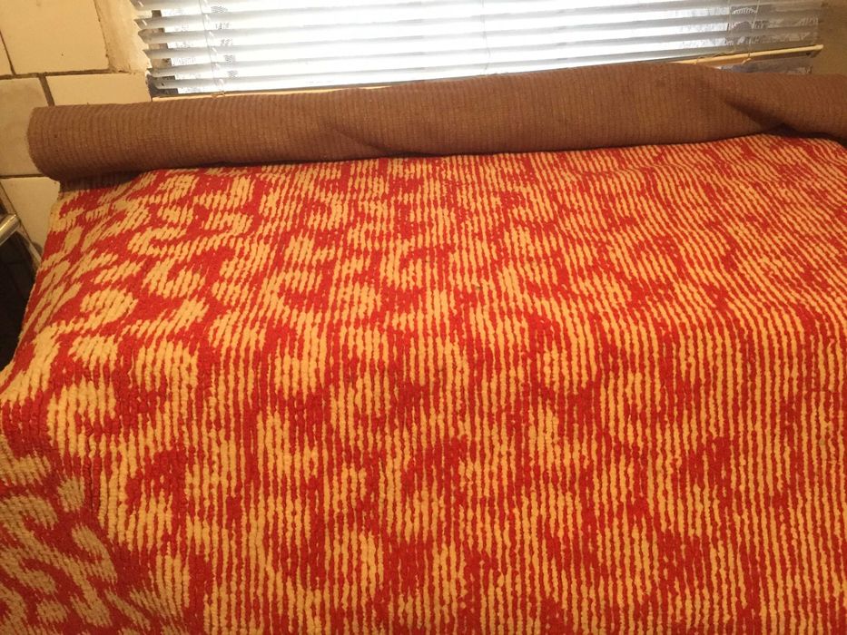 Продам палас ковер (115*198)