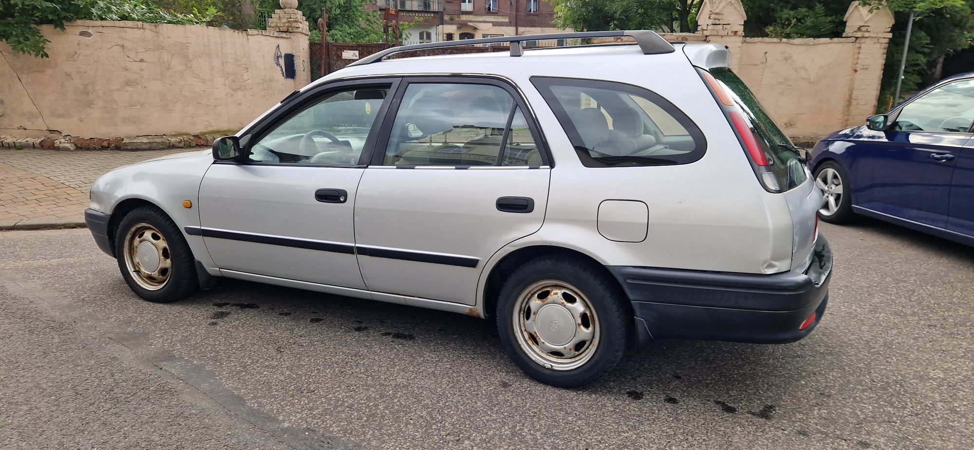 Toyota Corolla E11 1.3 kombi