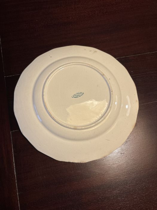 Prato de ceramica Lusitania