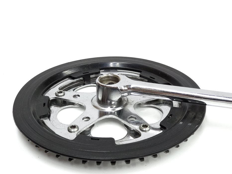 NOWA Korba 2 tarcze Romet Orkan Meteor Pasat na kwadrat