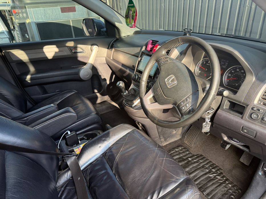 Продам авто Honda CR-V