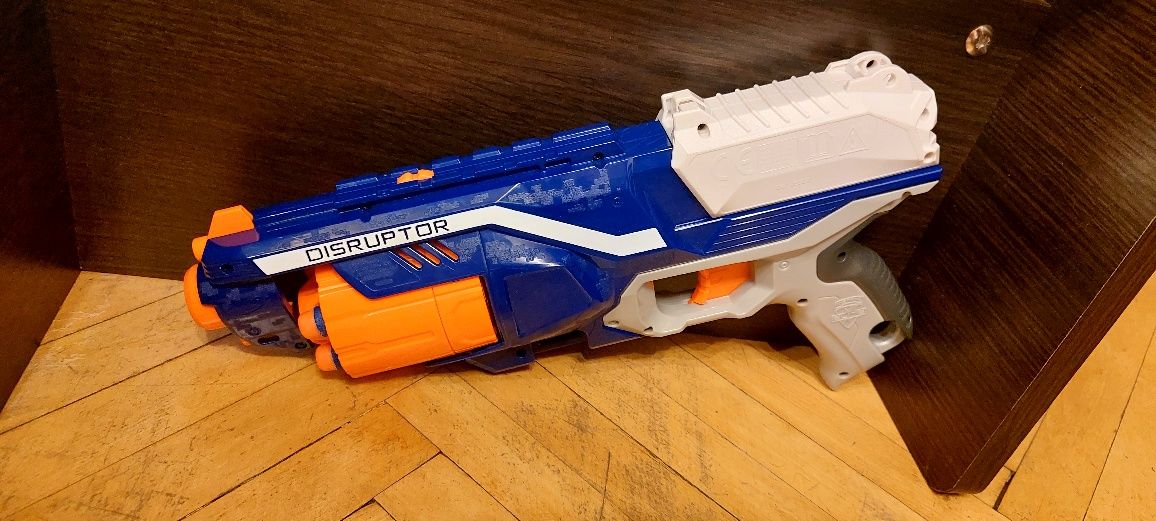 Продам Hasbro Nerf Elite Бластер Дисраптор