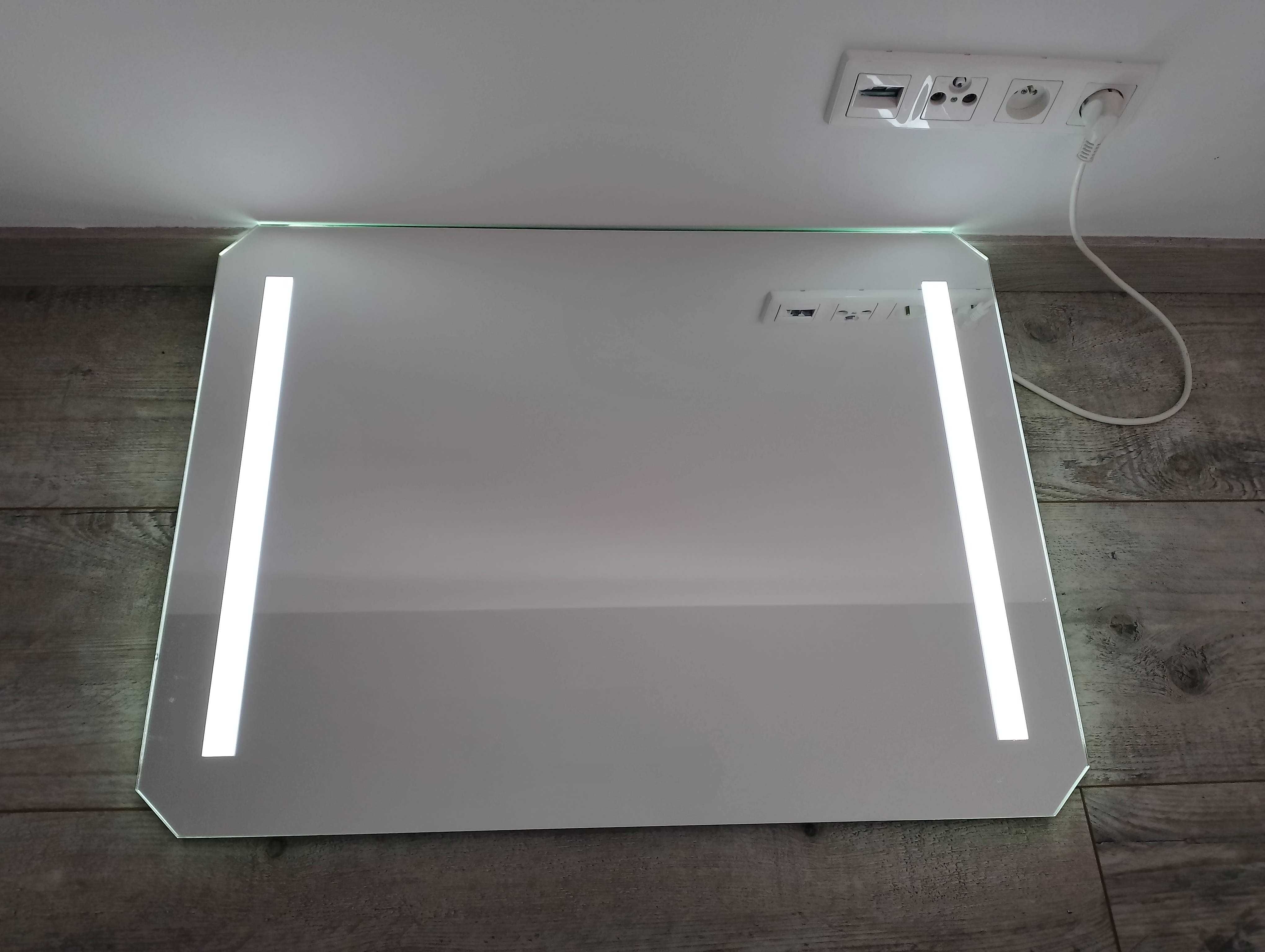 NOWE Lustro łazienkowe podświetlane 80x60