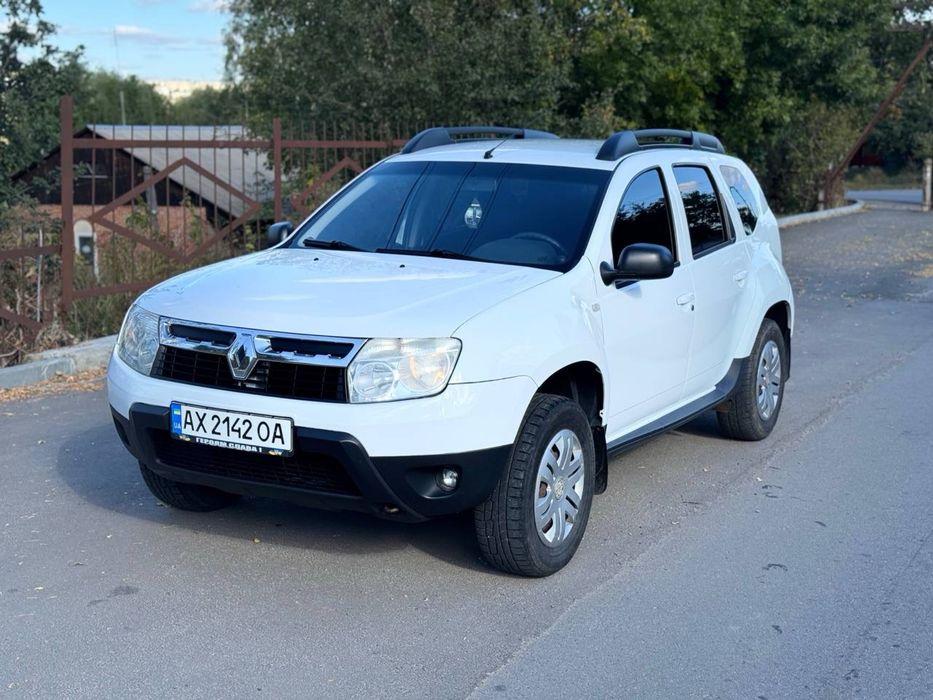 Renault Duster 1.6 газ/бензин