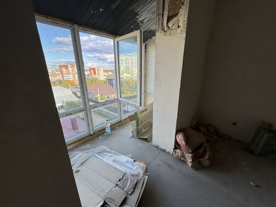 Продаж 2-к квартири в новобудові