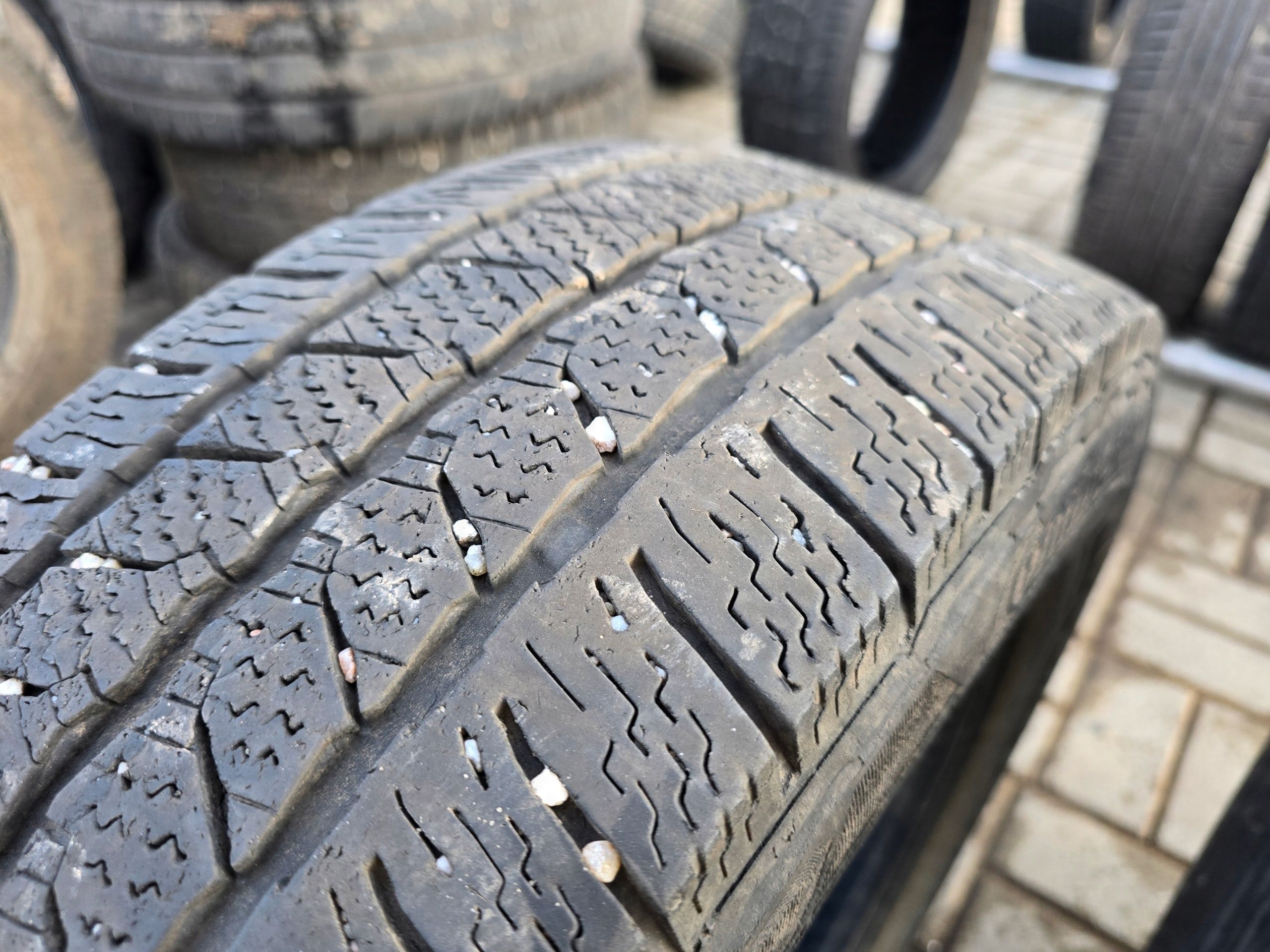 Continental Vancontact Winter 195/70R15C 104/102R 6mm 1X