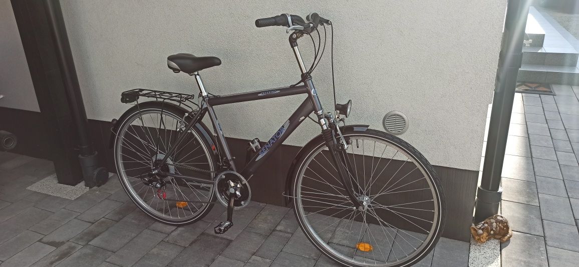 Rower Senator 28", Shimano Trekking