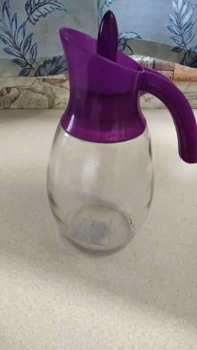 Кувшин, склянки, чарки