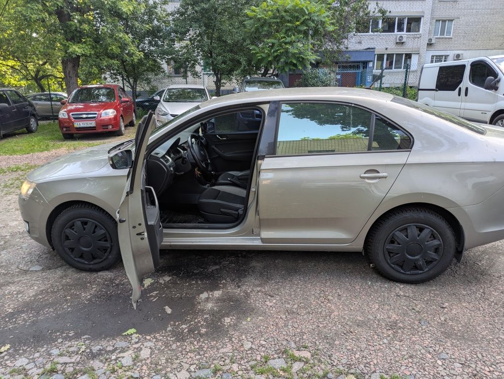Skoda rapid 2016
