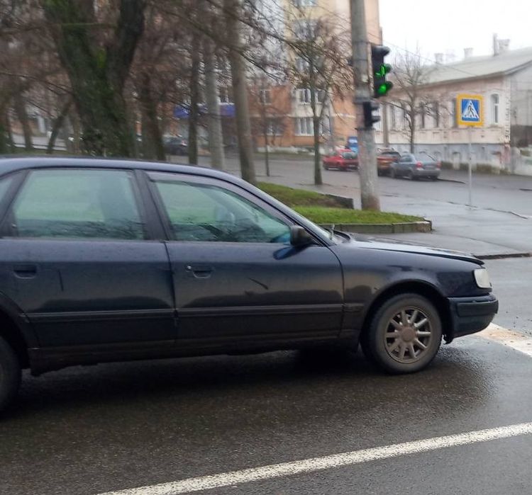 Продам Audi 100 c4