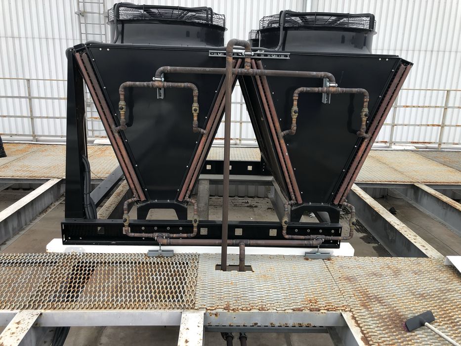 Монтаж кондиционеров, холодильные камеры, вентиляция.