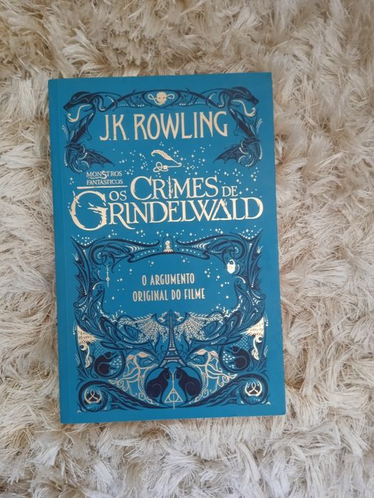 Livro "Os crimes de Grindelwald"