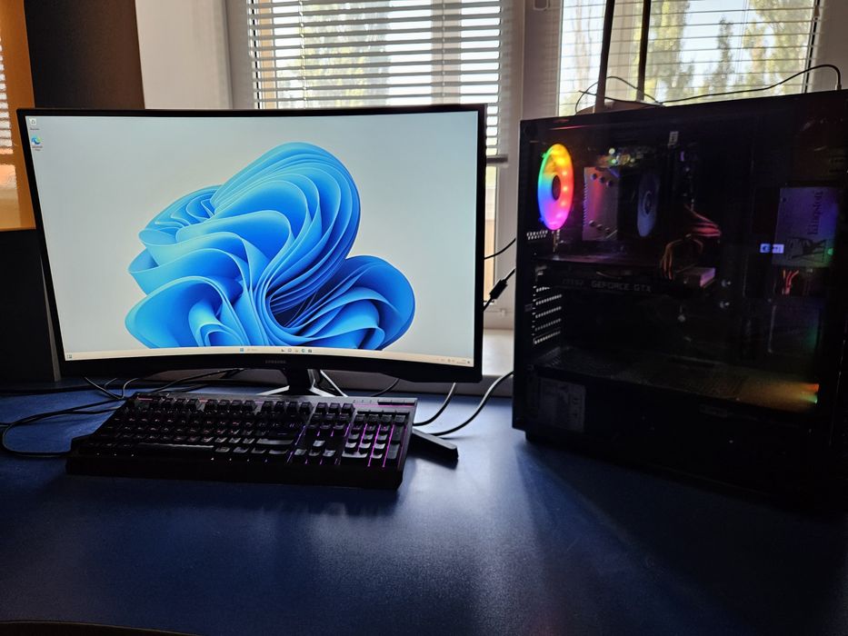 Компьютер + Монитор + Клавиаутра