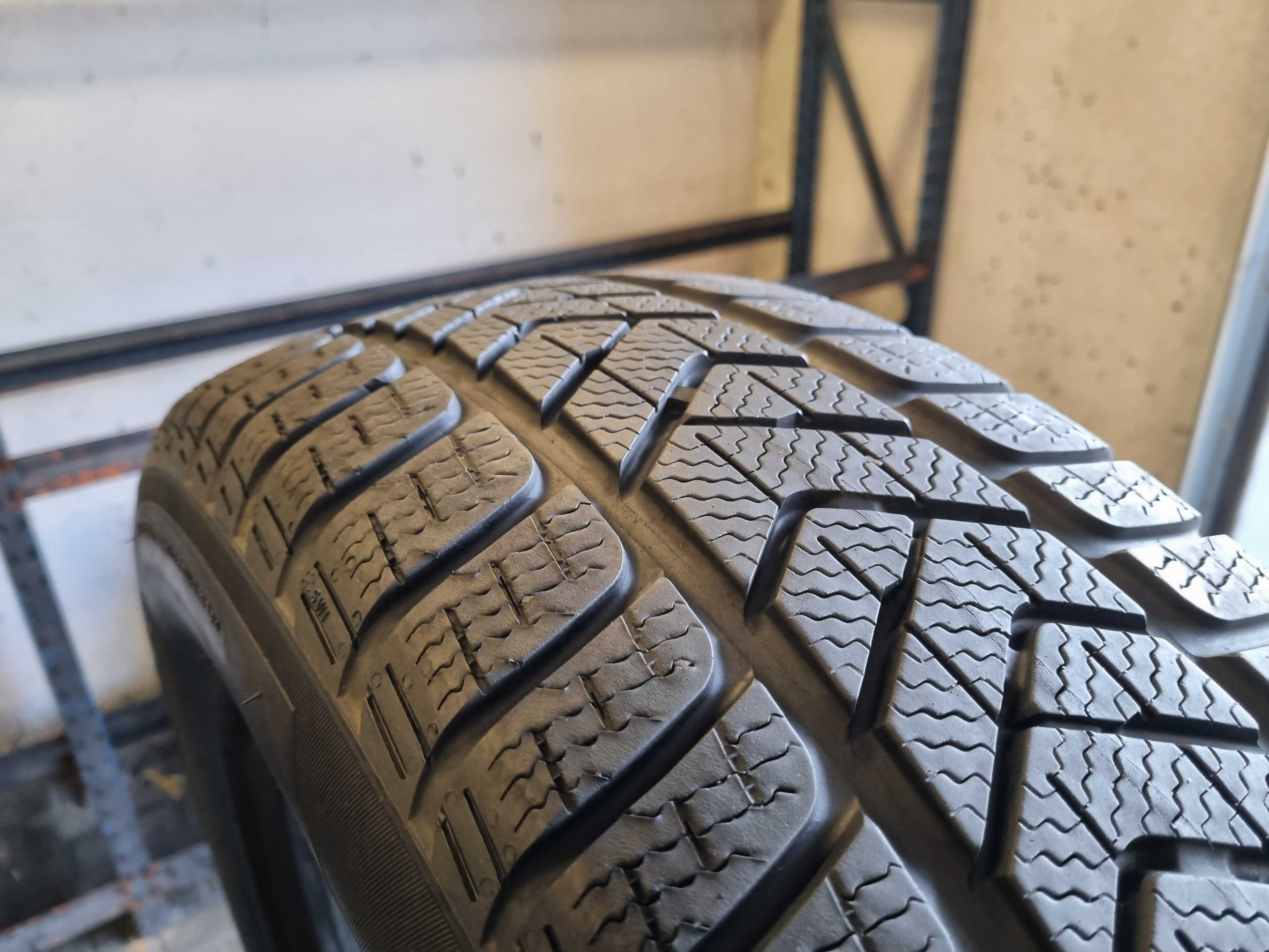 215/65/16 98H Pirelli Winter Sotto Zero 3 KS