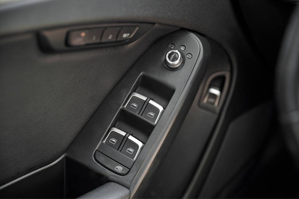 Audi A4 S-Line B8 Premium Plus quattro 2.0