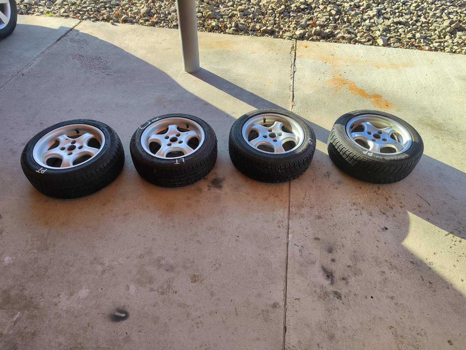 Титани з резиною