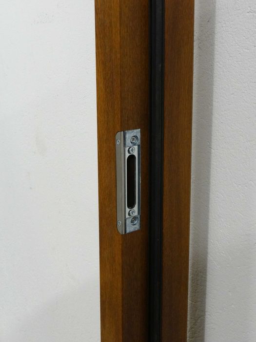Drzwi zewnętrzne + okucia Otello 5B 90 P złoty dąb 1.2W/m²K