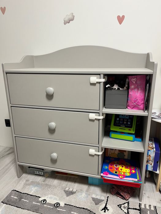 Zestaw szafa i komoda Ikea trogen Pokój dziecięcy