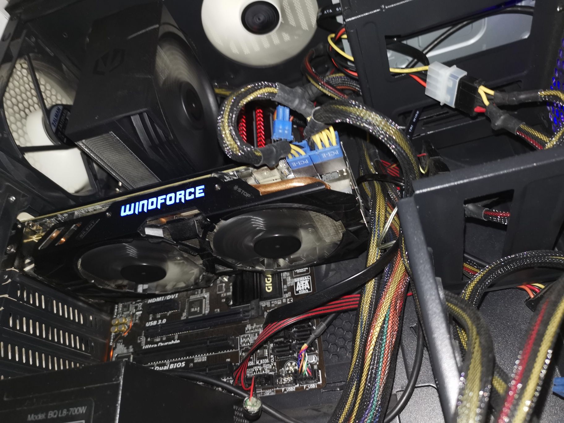 Komputer stacjonarny do gier i7 gtx ssd