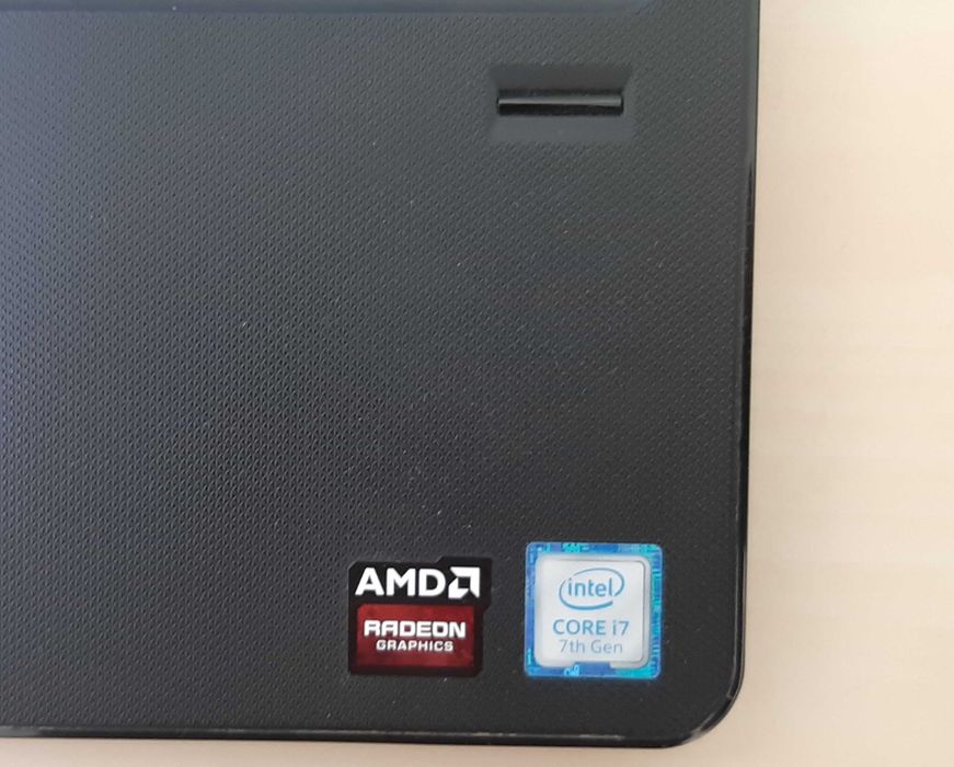 Laptop DELL Vostro 3568 / i7-7500 / 8GB / 1TB / Win10Pro / DVD