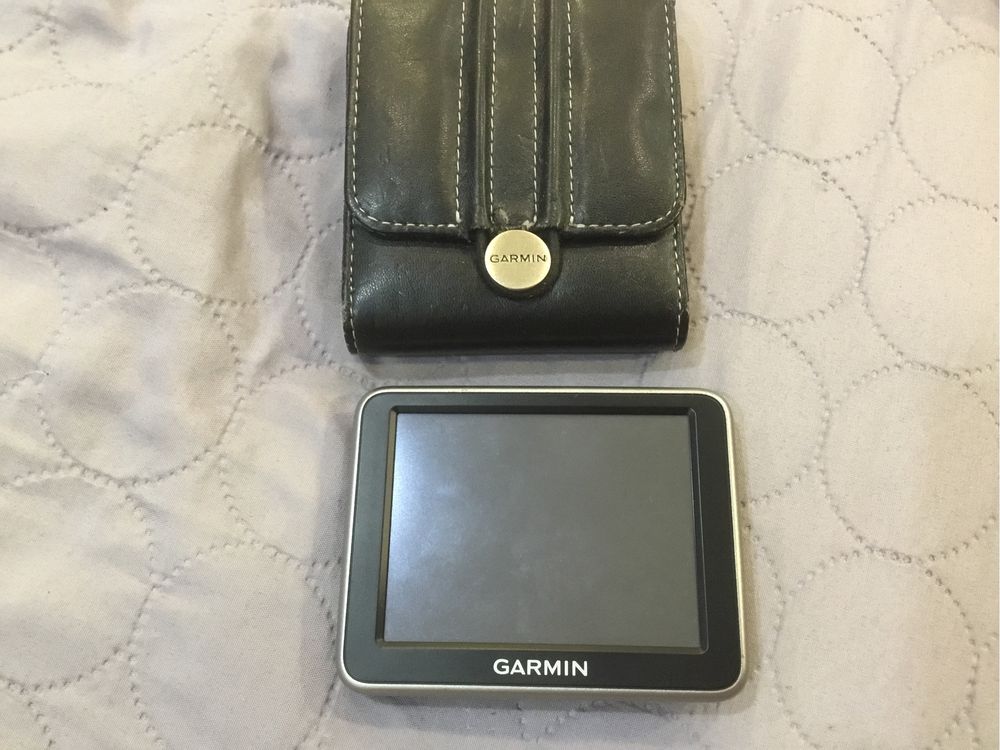 Продам навігатор Gps Garmin nuvi 2200