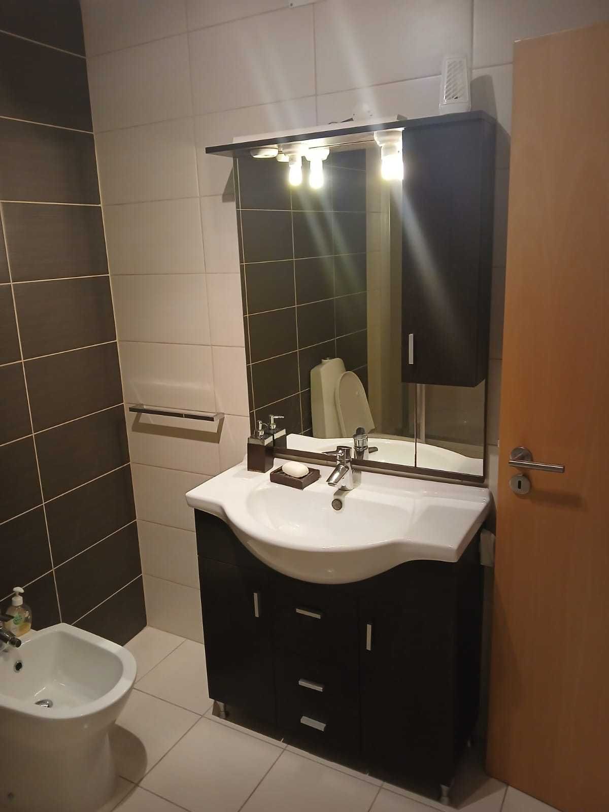 alugo quarto/sala estudantes