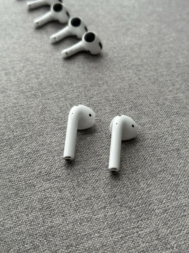 Навушник AirPods 2 правий (А2032)new